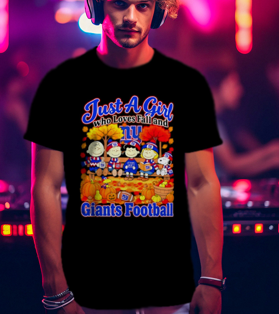 Just A Girl Who Loves Fall And Giants Football New York Peanuts Christmas T-Shirt