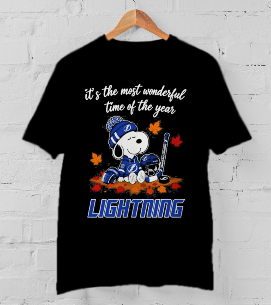 Tampa Bay Lightning Snoopy It's The Most Wonderful Time Of The Year Autumn Leafs T-Shirt