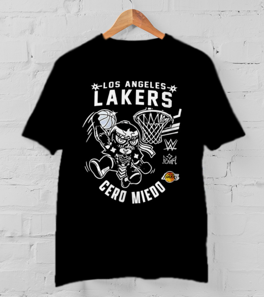 Los Angeles Lakers Cero Miedo WWE Collaboration Basketball T-Shirt