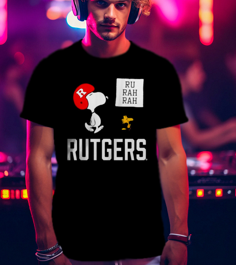 Snoopy Woodstock Rutgers Scarlet Knights Football Helmet R T-Shirt