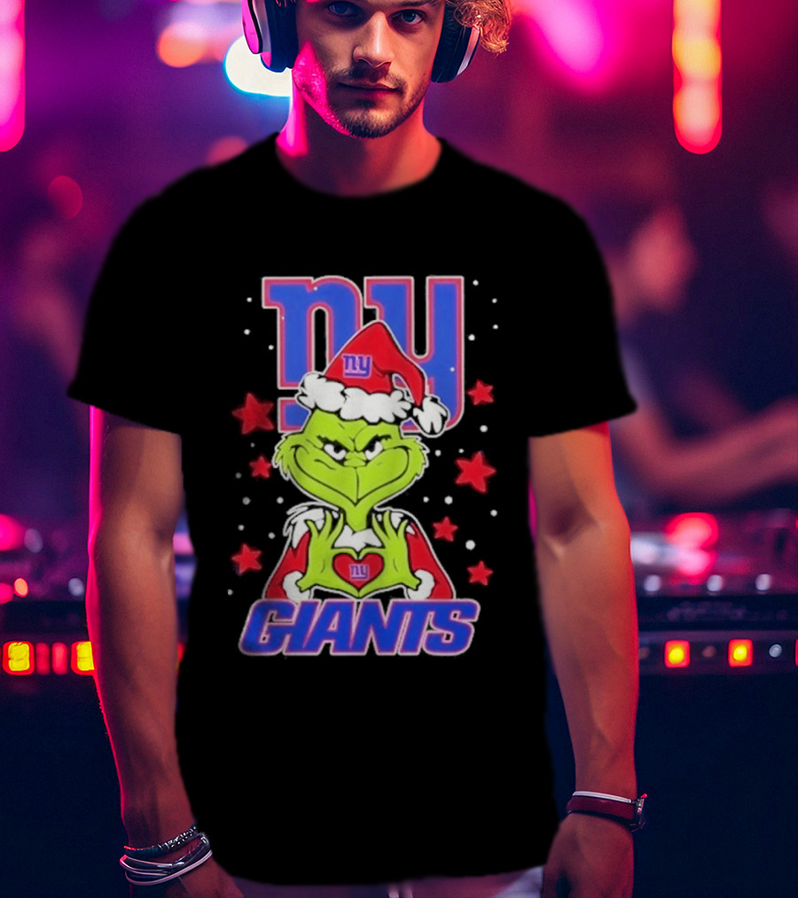 New York Giants Grinch Christmas Love Hands 2026 Football T-Shirt