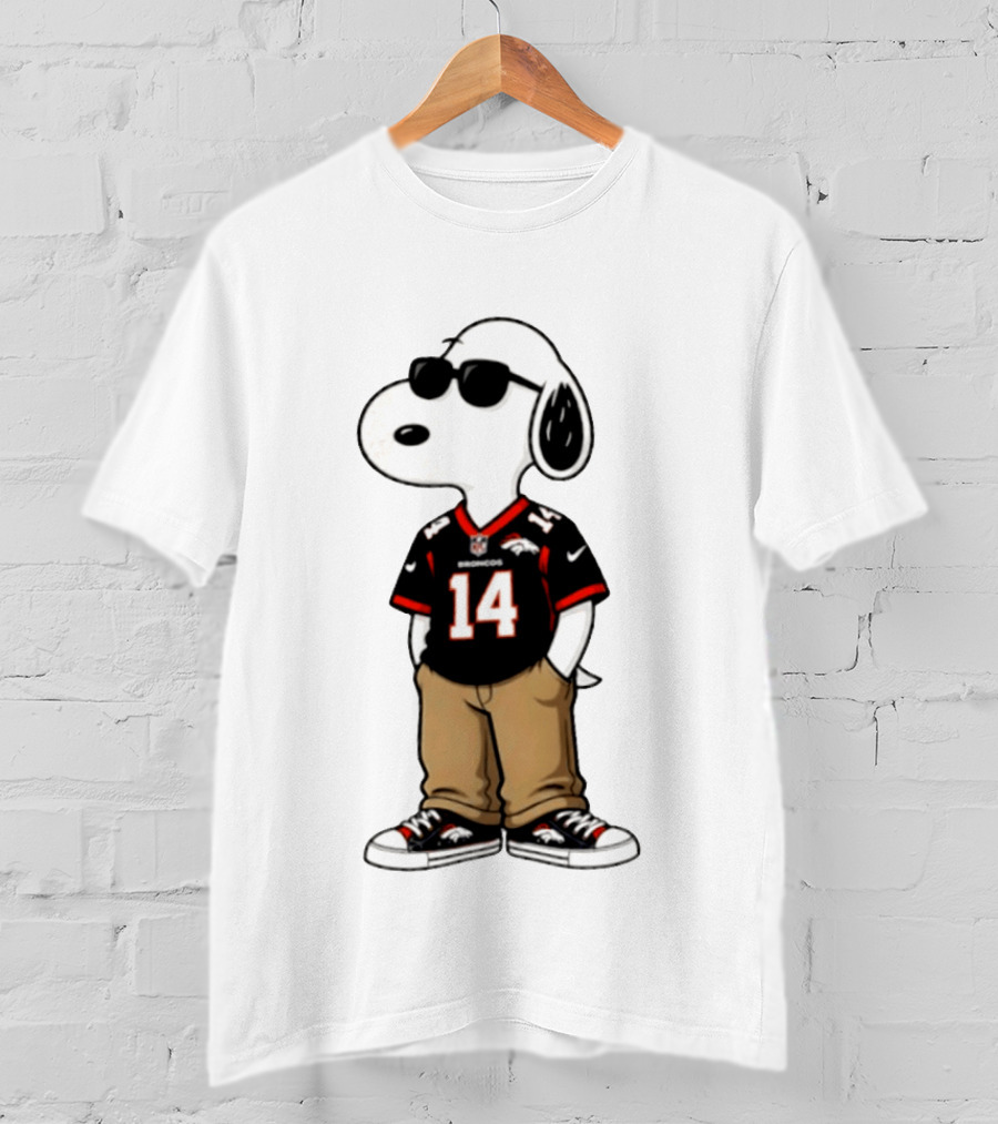 Denver Broncos Snoopy 2026 Football Wearing Sunglasses T-Shirt