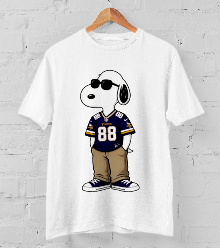 Snoopy 88 Vikings 2026 Football Sunglasses T-Shirt