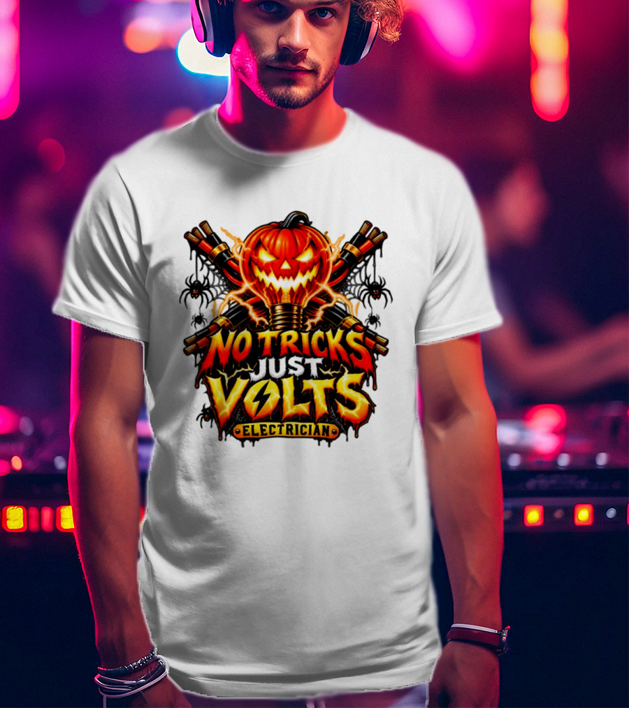 No Tricks Just Volts Electrician Pumpkin Halloween T-Shirt