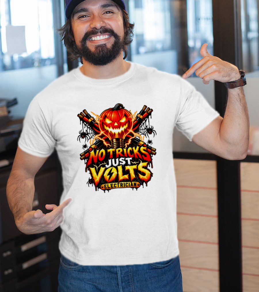 No Tricks Just Volts Electrician Pumpkin Halloween T-Shirt