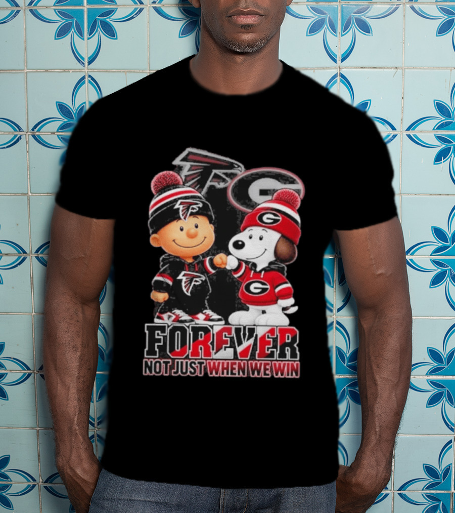 Atlanta Falcons Charlie Brown Georgia Bulldogs Snoopy Fist Bump Forever Not Just When We Win T-Shirt