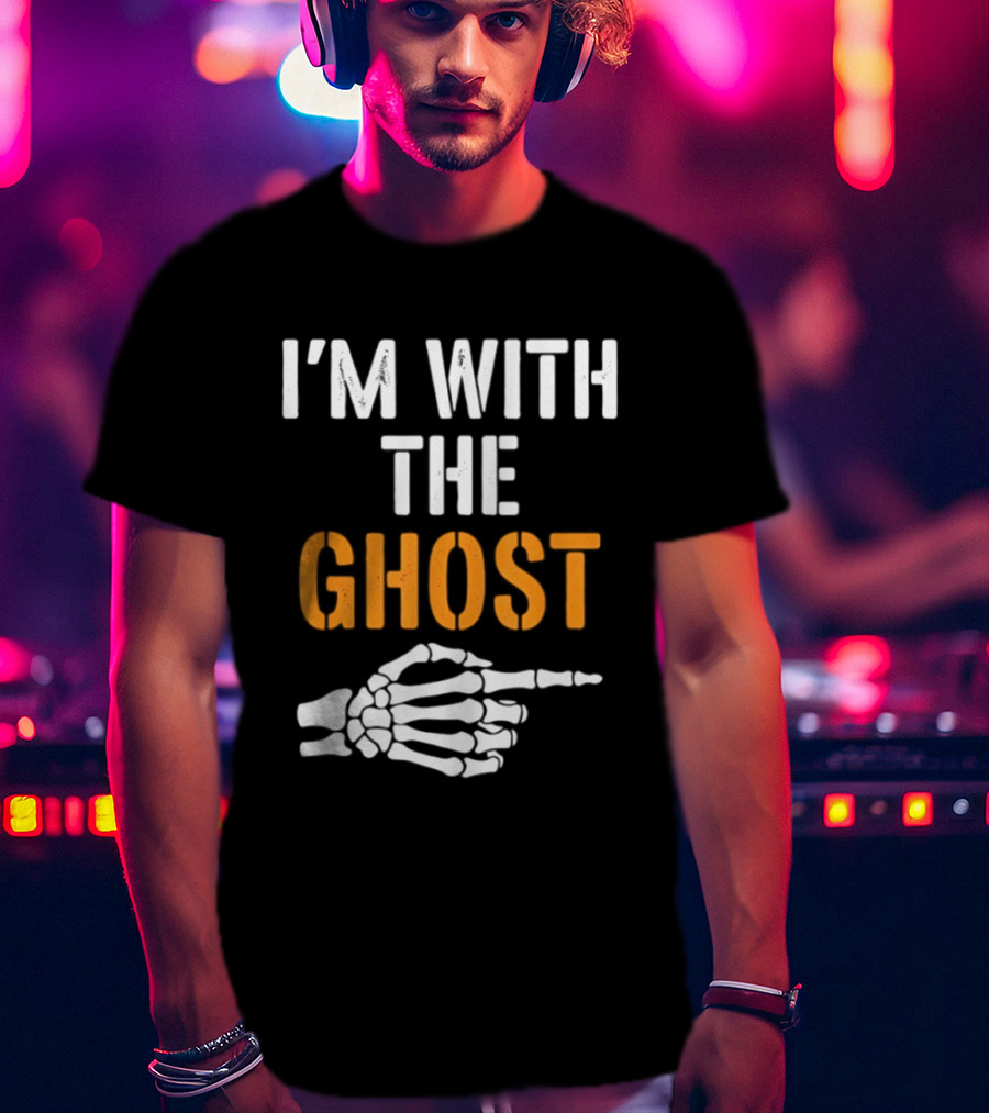 I'm With The Ghost Skeleton Hand Halloween 2026 T-Shirt