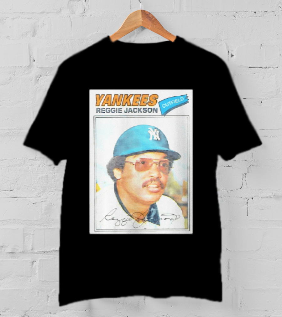 Yankees Reggie Jackson Outfield 1977 Topps Baseball Card T-Shirt