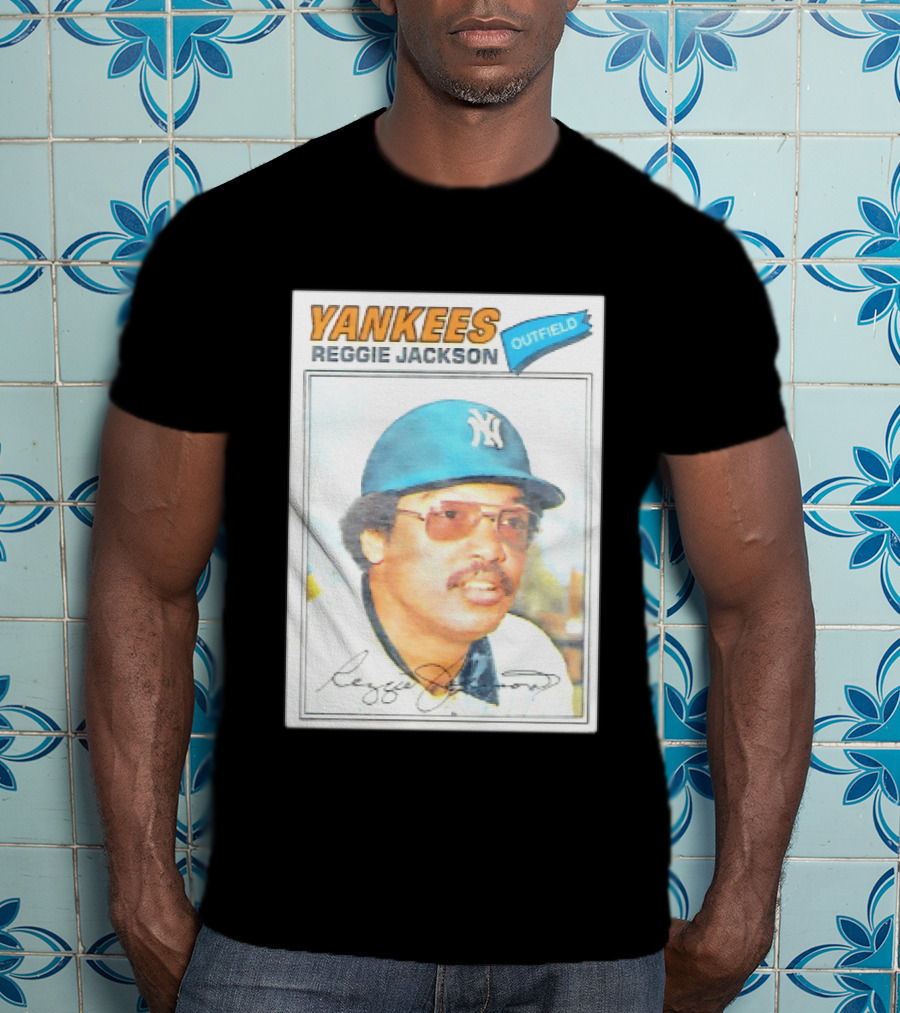 Yankees Reggie Jackson Outfield 1977 Topps Baseball Card T-Shirt