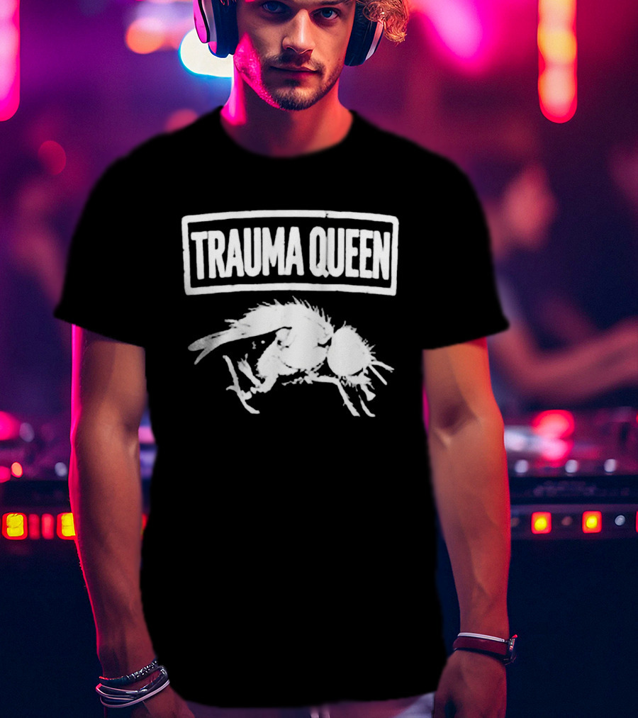 TRAUMA QUEEN Insect Sketch T-Shirt