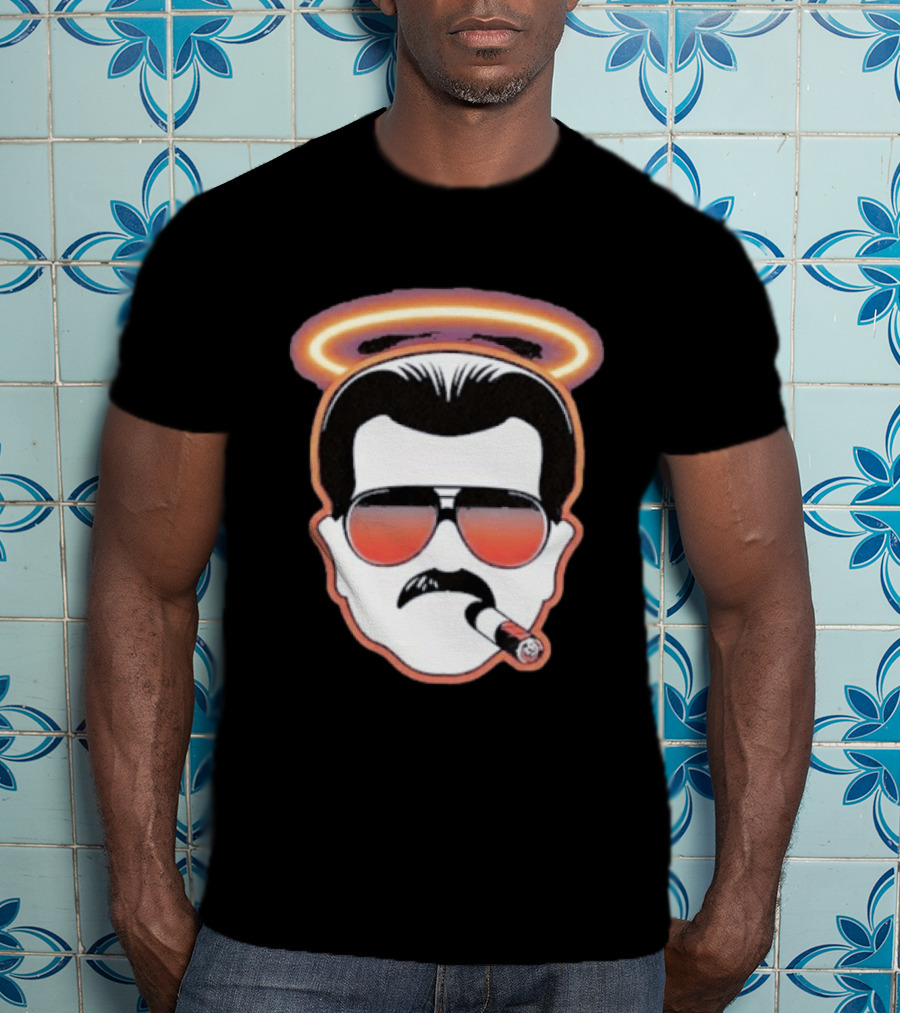 Mike Ditka Chicago Bears Cigar Halo Sunglasses T-Shirt