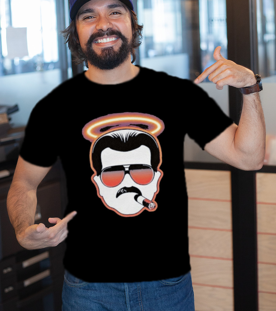 Mike Ditka Chicago Bears Cigar Halo Sunglasses T-Shirt