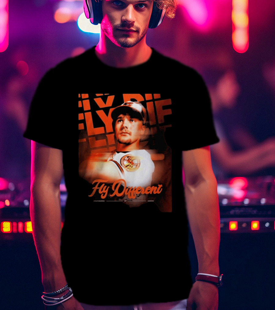 Gunnar Henderson Orioles Fly Different Baltimore Baseball T-Shirt