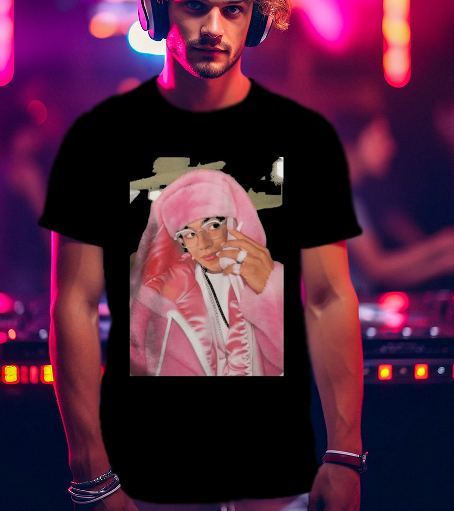 Hasan Piker Pink Fur Coat Style Darializa T-Shirt