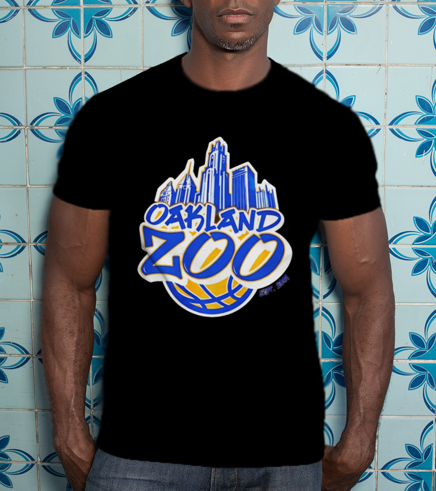 Pittsburgh Panthers Oakland Zoo Est. 2001 You Vs The Zoo 2026 T-Shirt
