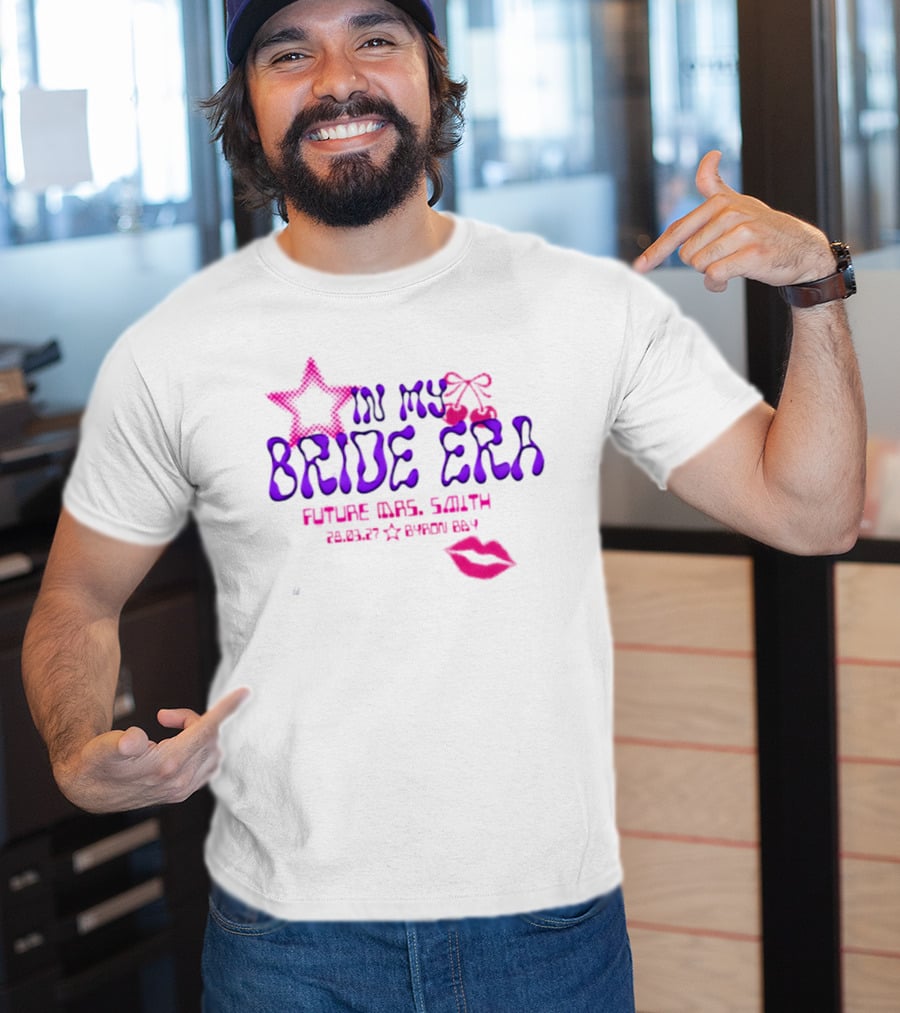In My Bride Era Future Mrs Smith 28 03 27 Byron Bay Kiss T-Shirt