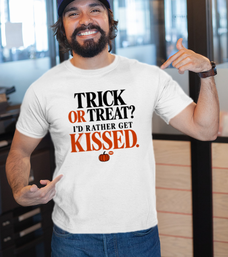 Trick Or Treat I'd Rather Get Kissed Halloween Pumpkin T-Shirt