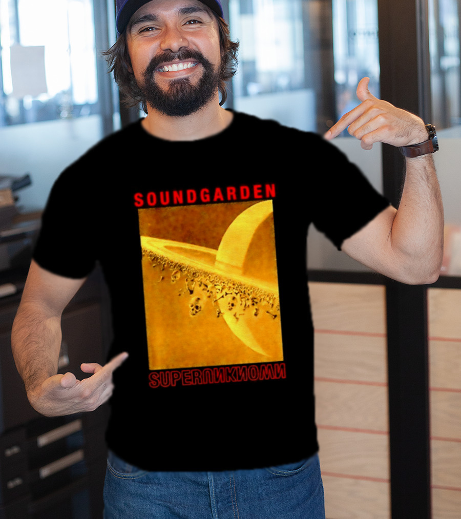 Soundgarden Superunknown Saturn Skulls Grunge Chris Cornell T-Shirt