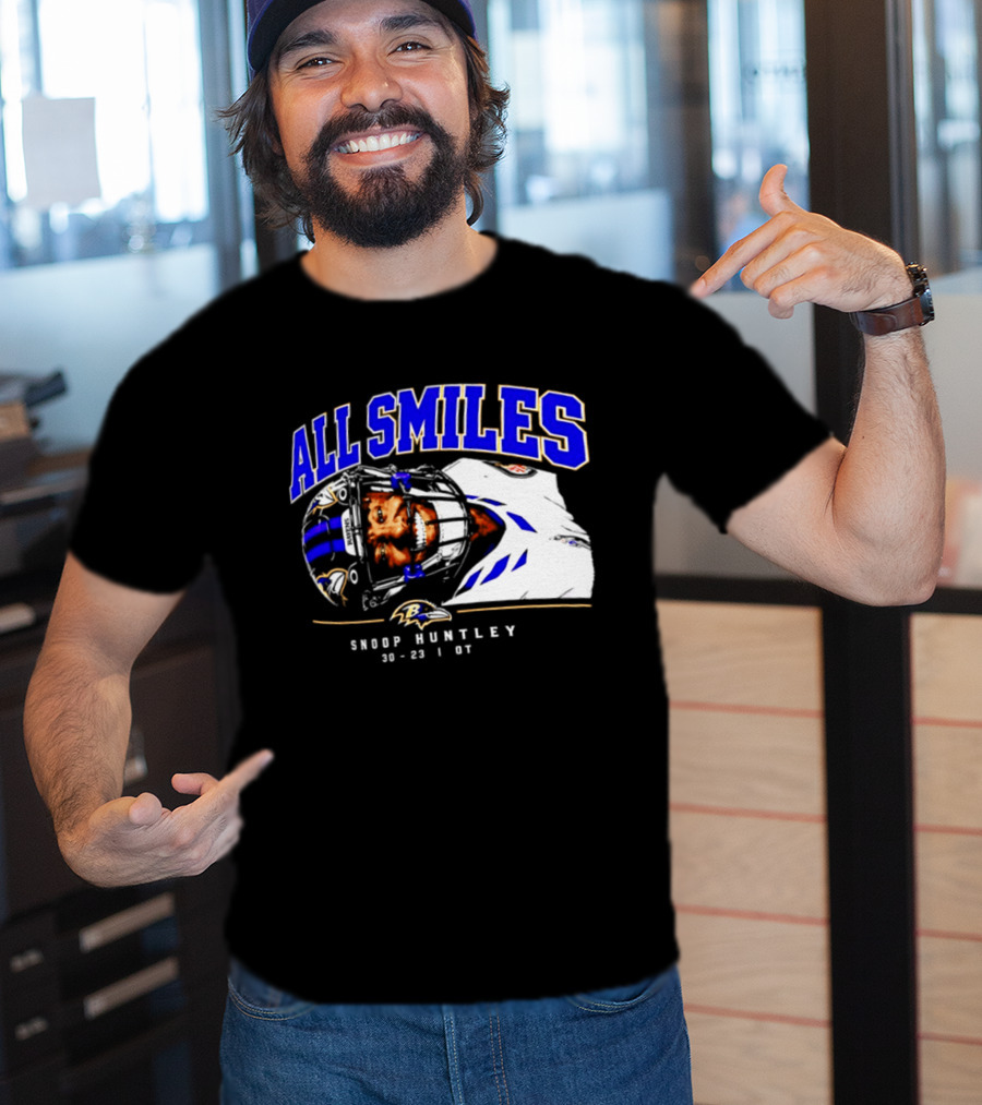 All Smiles Snoop Huntley 10 23 21 OT Baltimore Ravens T-Shirt