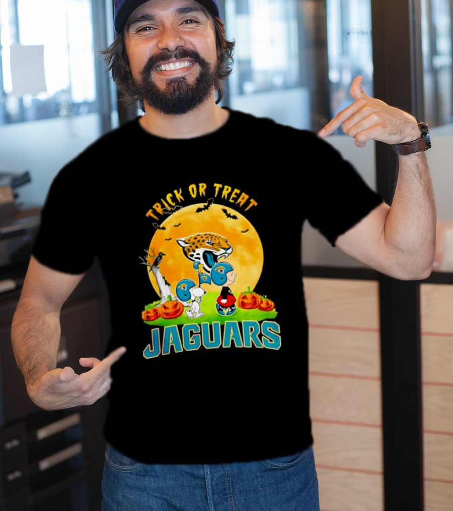 Trick Or Treat Jacksonville Jaguars Peanuts Halloween Abbey Road 2026 T-Shirt