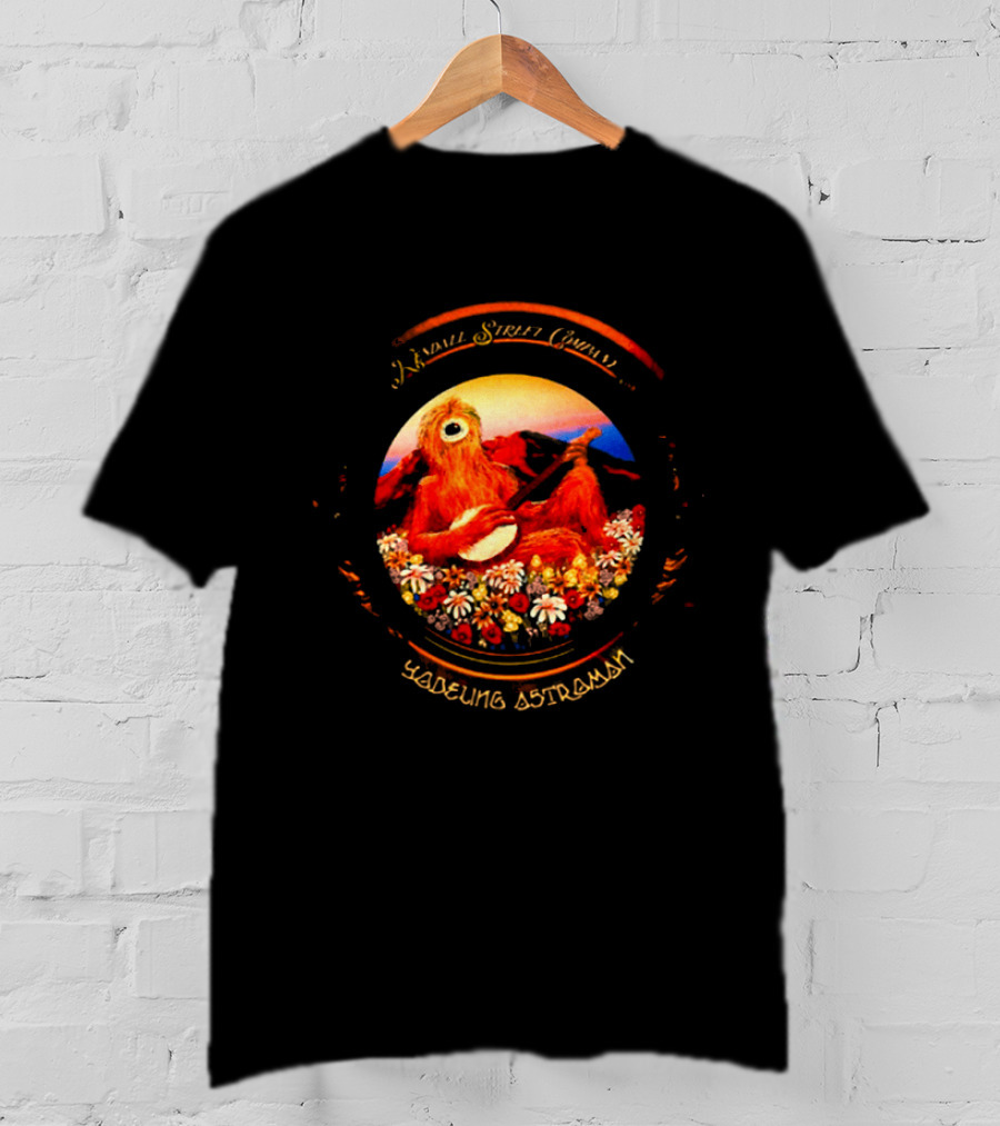 Kendall Street Company Psychedelic Yodeling Astroman Vintage Groovy Floral Banjo T-Shirt