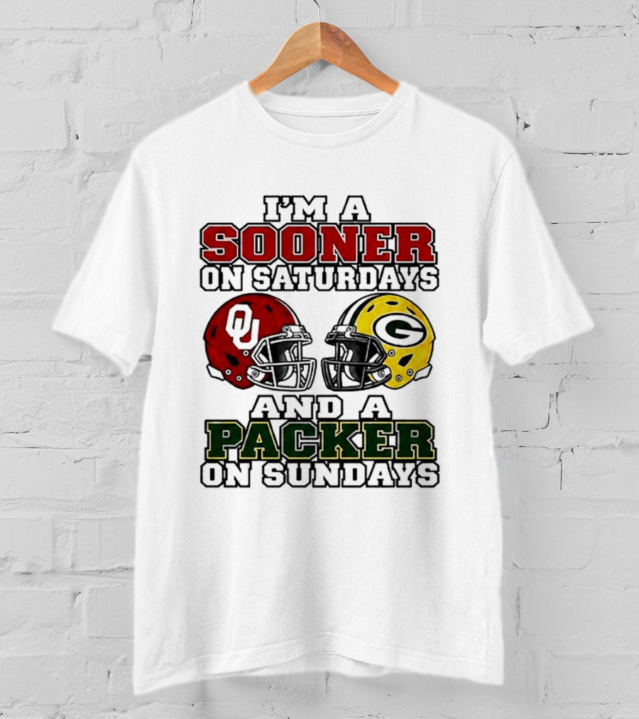 I'm A Sooner On Saturdays And A Packer On Sundays OU Green Bay Helmets 2026 T-Shirt