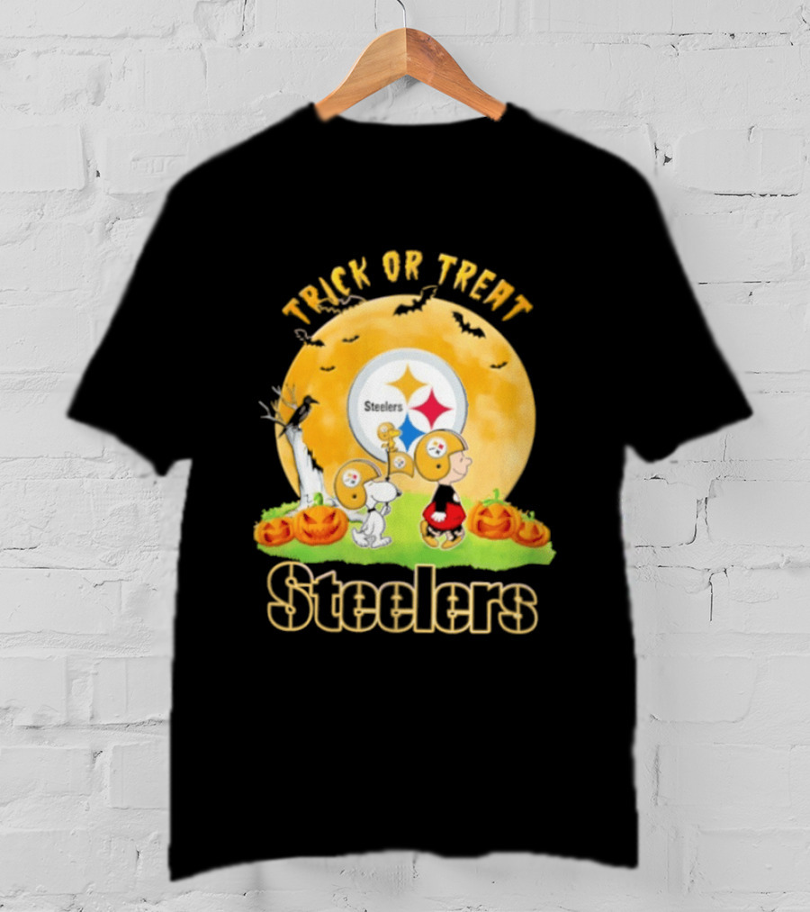 Pittsburgh Steelers Peanuts Trick Or Treat Halloween Abbey Road 2026 T-Shirt