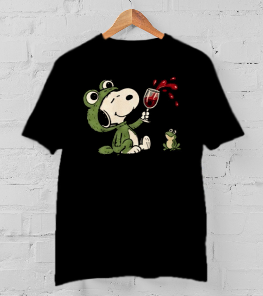 Snoopy Frog Mayhem Christmas Fun Under Mistletoe For Snoopy Fans T-Shirt
