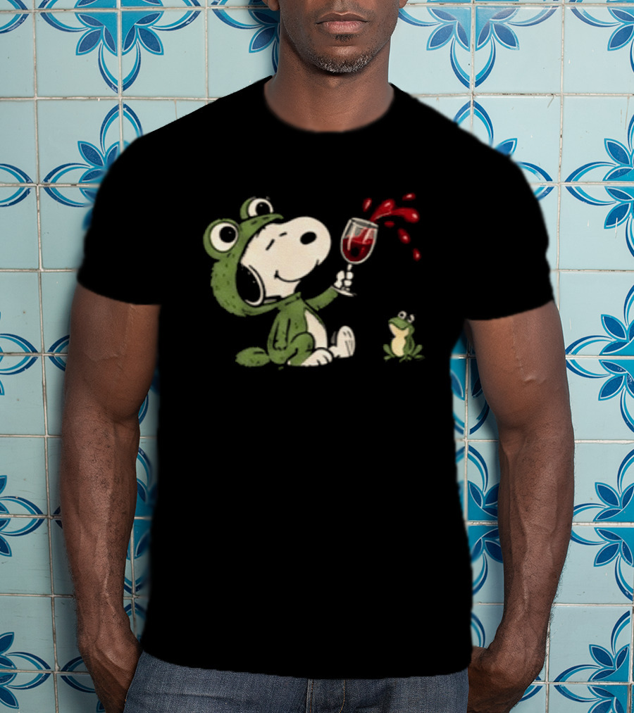 Snoopy Frog Mayhem Christmas Fun Under Mistletoe For Snoopy Fans T-Shirt