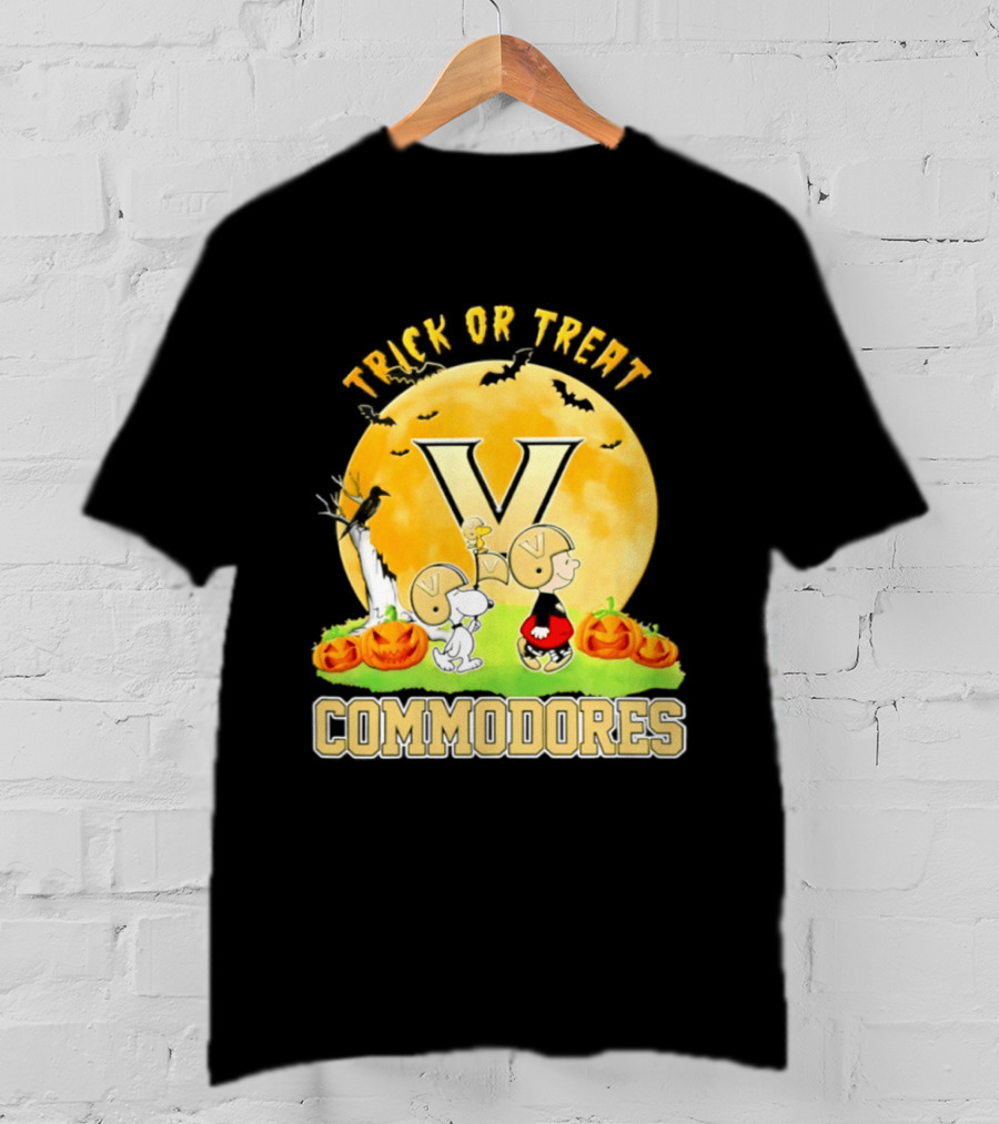 Vanderbilt Commodores Peanuts Halloween Trick Or Treat 2026 T-Shirt