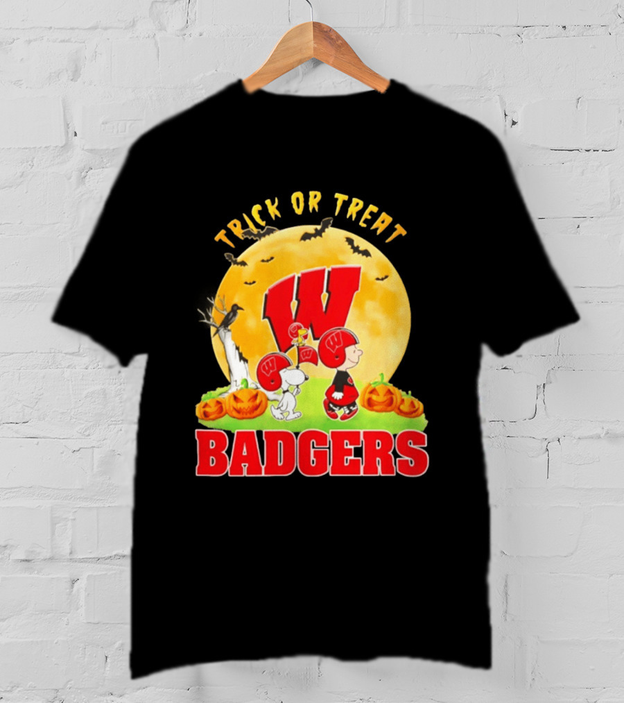 Wisconsin Badgers Peanuts Trick Or Treat Halloween 2026 T-Shirt