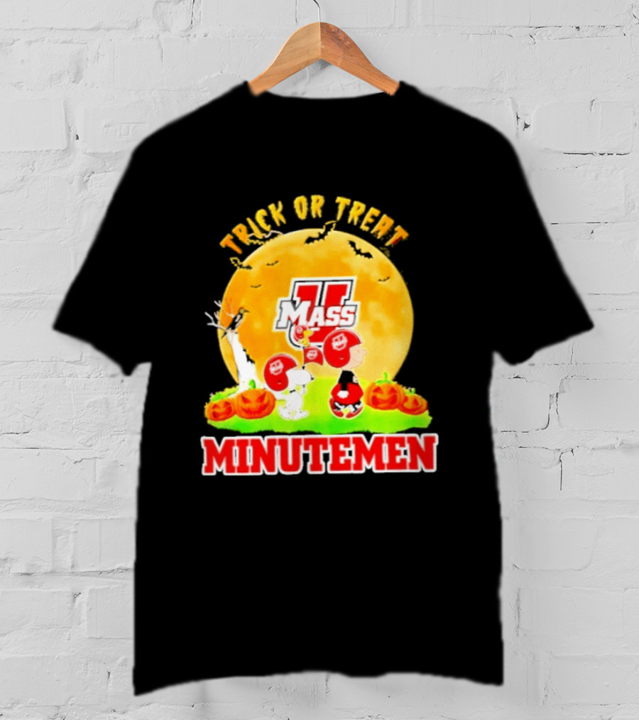 Massachusetts Minutemen Peanuts Trick Or Treat Halloween 2026 T-Shirt