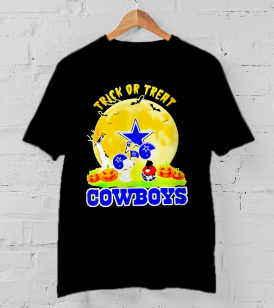 Dallas Cowboys Peanuts Trick Or Treat Halloween 2026 Abbey Road T-Shirt