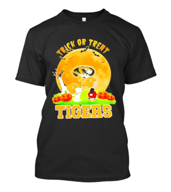 Trick Or Treat Tigers Halloween Peanuts Missouri 2026 T-Shirt