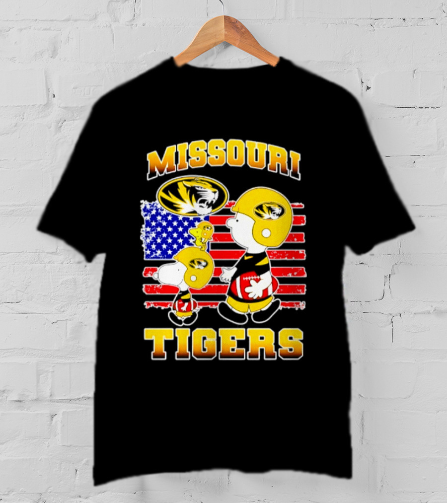 Missouri Tigers Snoopy Charlie Brown Woodstock Football Flag T-Shirt