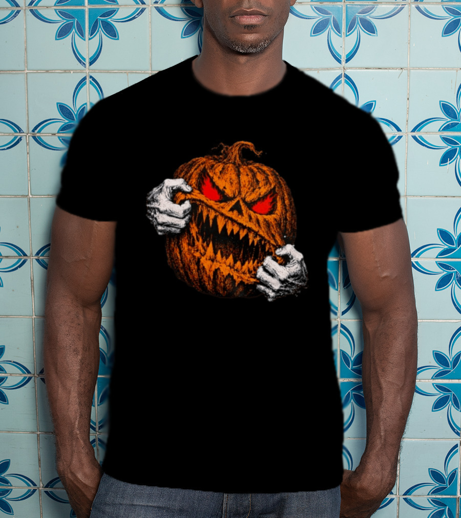 Halloween 2026 Evil Pumpkin Glowing Eyes Sharp Teeth Grinning Horror T-Shirt