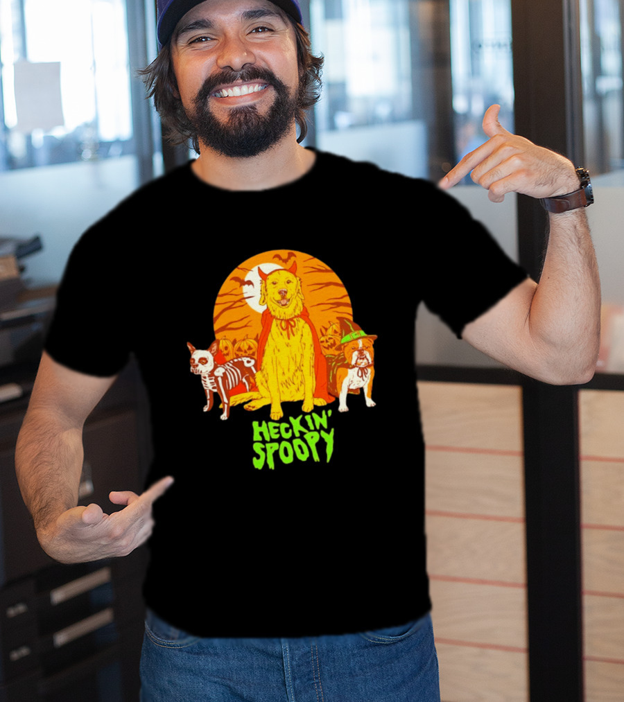 Heckin' Spoopy Dogs Halloween Golden Retriever Skeleton Costume Pumpkin Moon T-Shirt