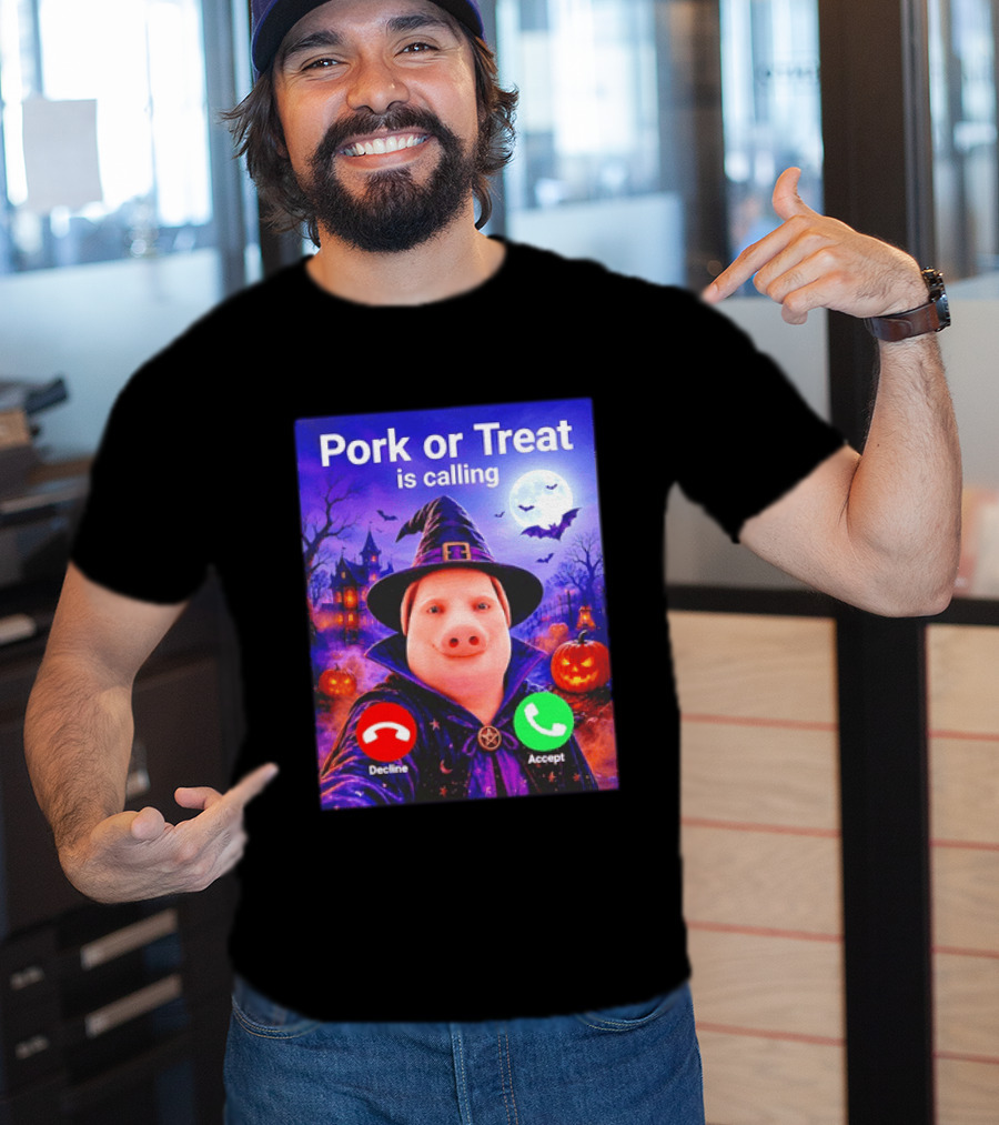 Pork Or Treat Is Calling Halloween Witch Pig Costume Moon Pumpkins T-Shirt