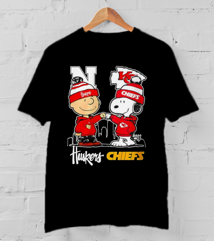 Peanuts Characters Huskers Chiefs Kansas City Snoopy Woodstock Fist Bump T-Shirt
