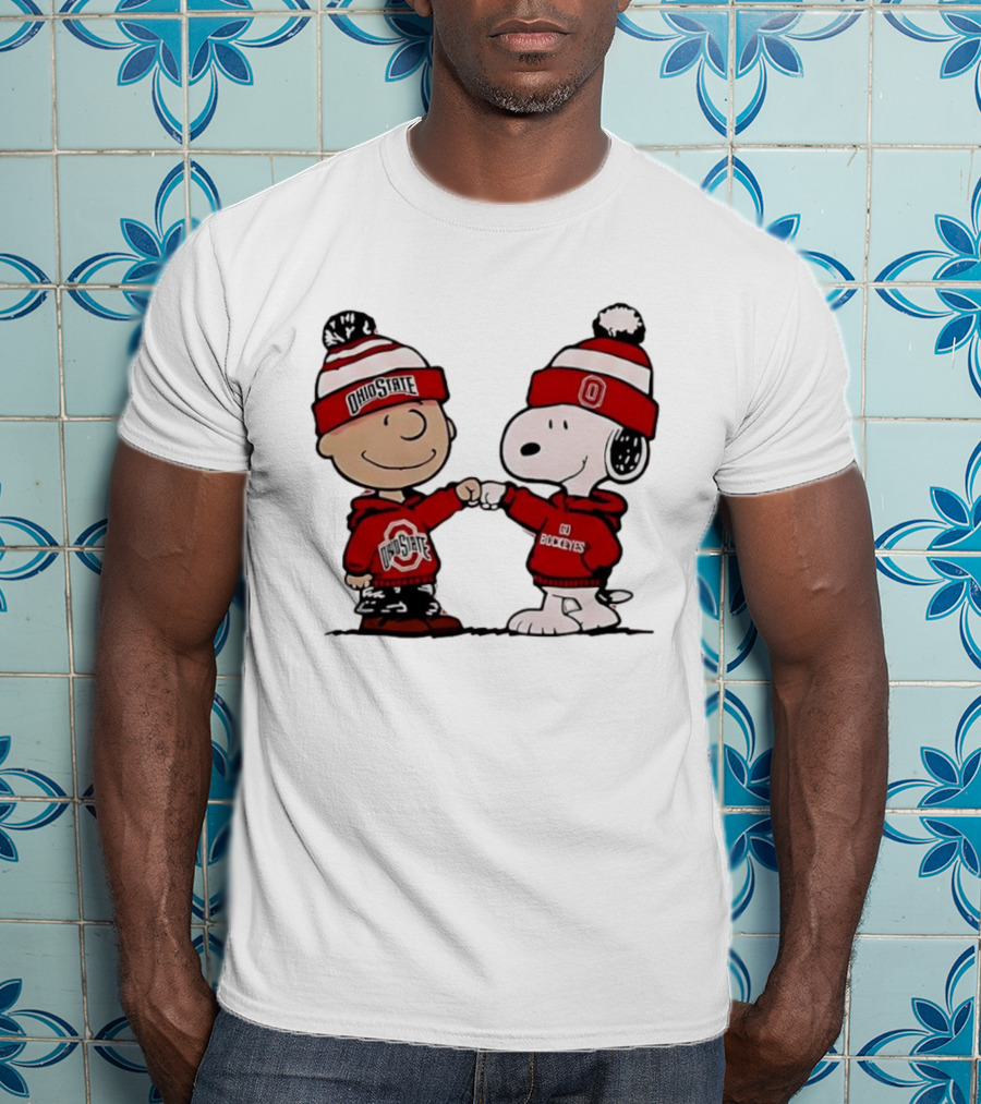 Charlie Brown Snoopy Ohio State Buckeyes Fist Bump Winter Gear T-Shirt