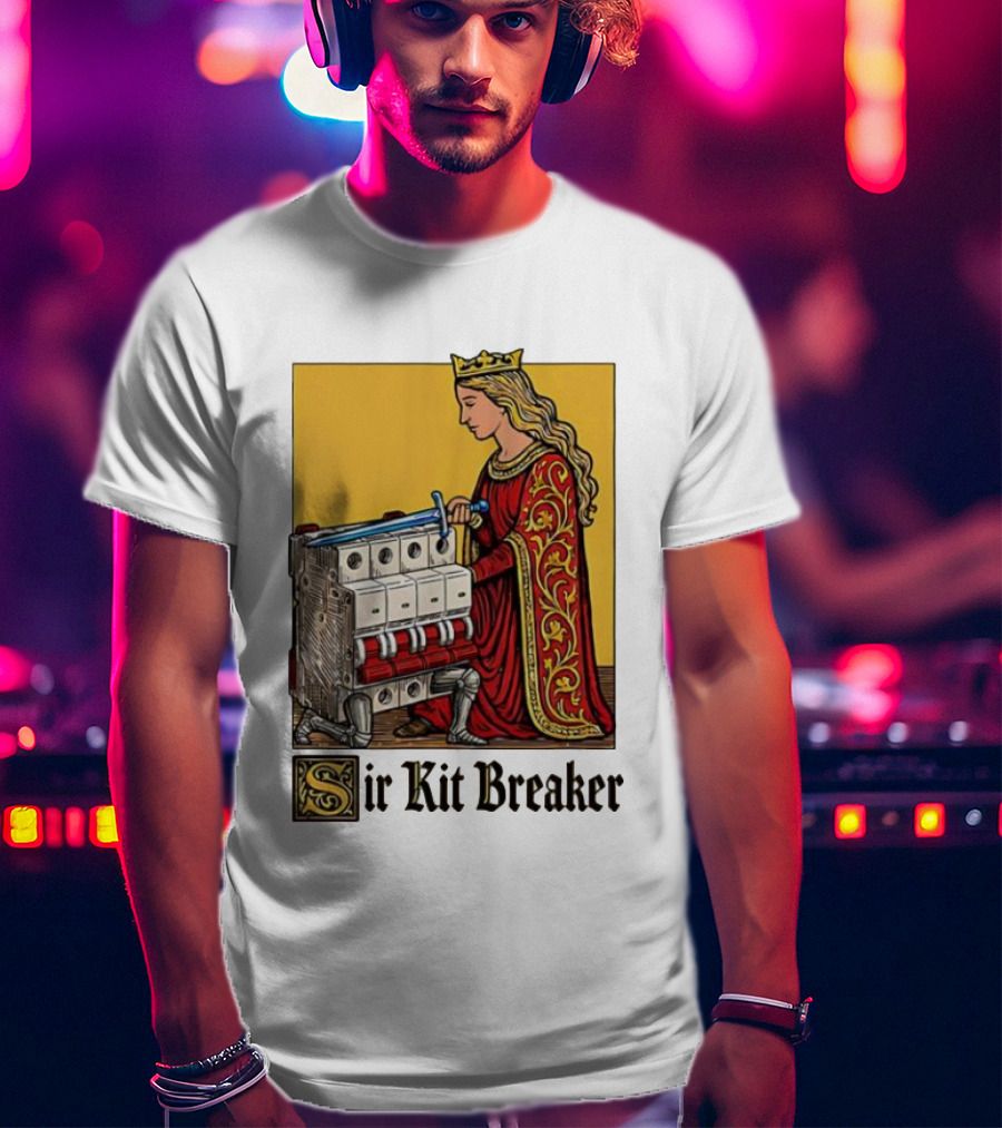 Sir Kit Breaker Queen Of Swords Knight Tarot Crown T-Shirt