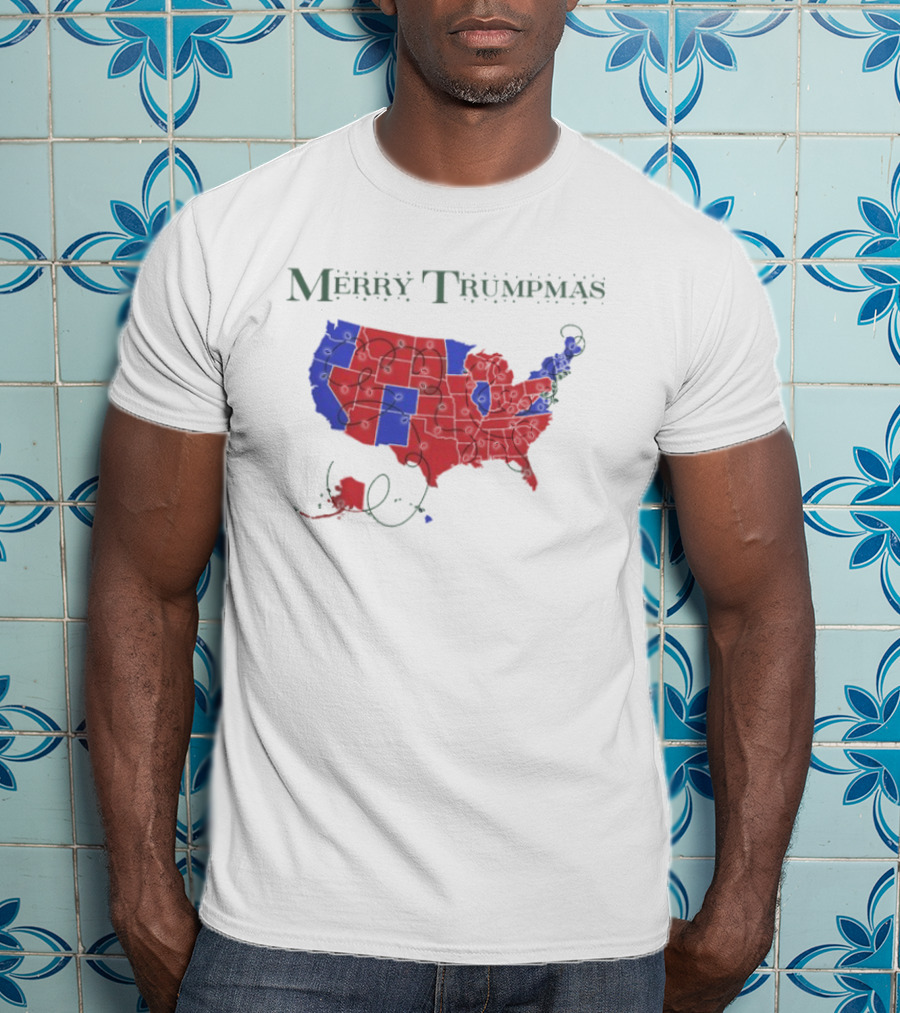 Merry Trumpmas Map Holiday Christmas USA Red Blue States T-Shirt