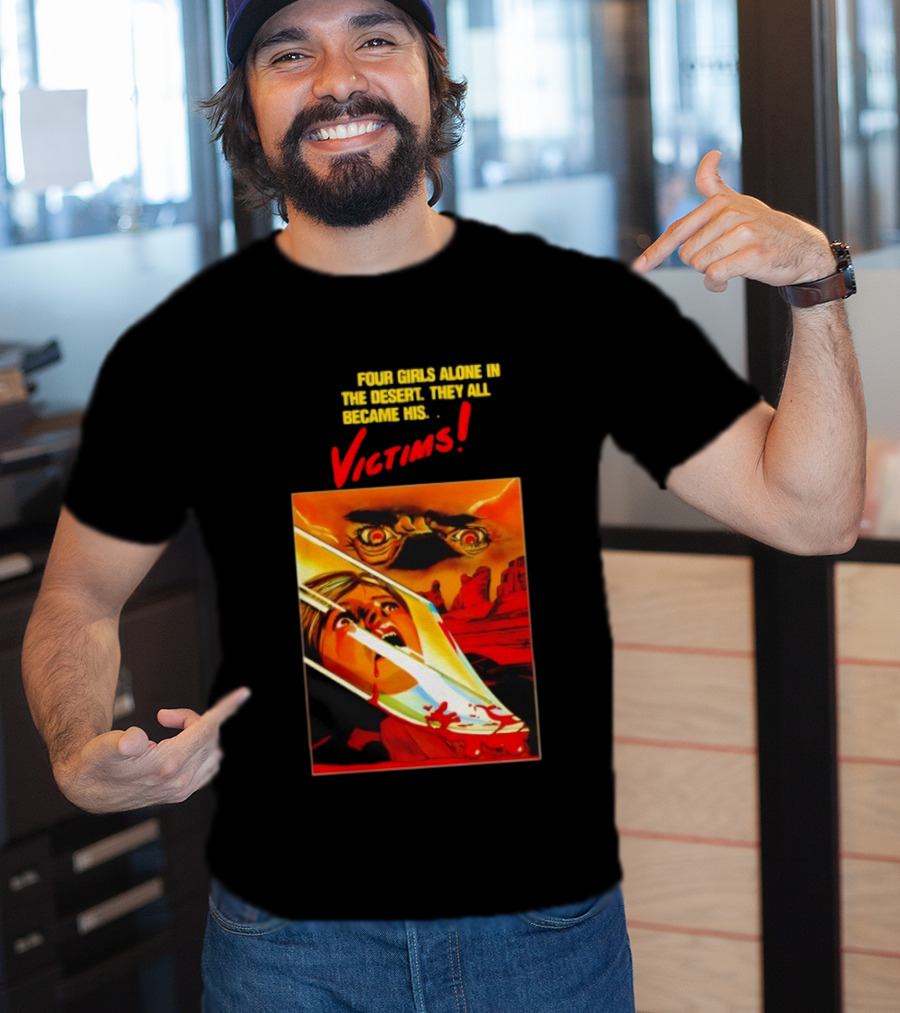 Four Girls Alone In The Desert Horror Victims Vintage Style Thriller T-Shirt