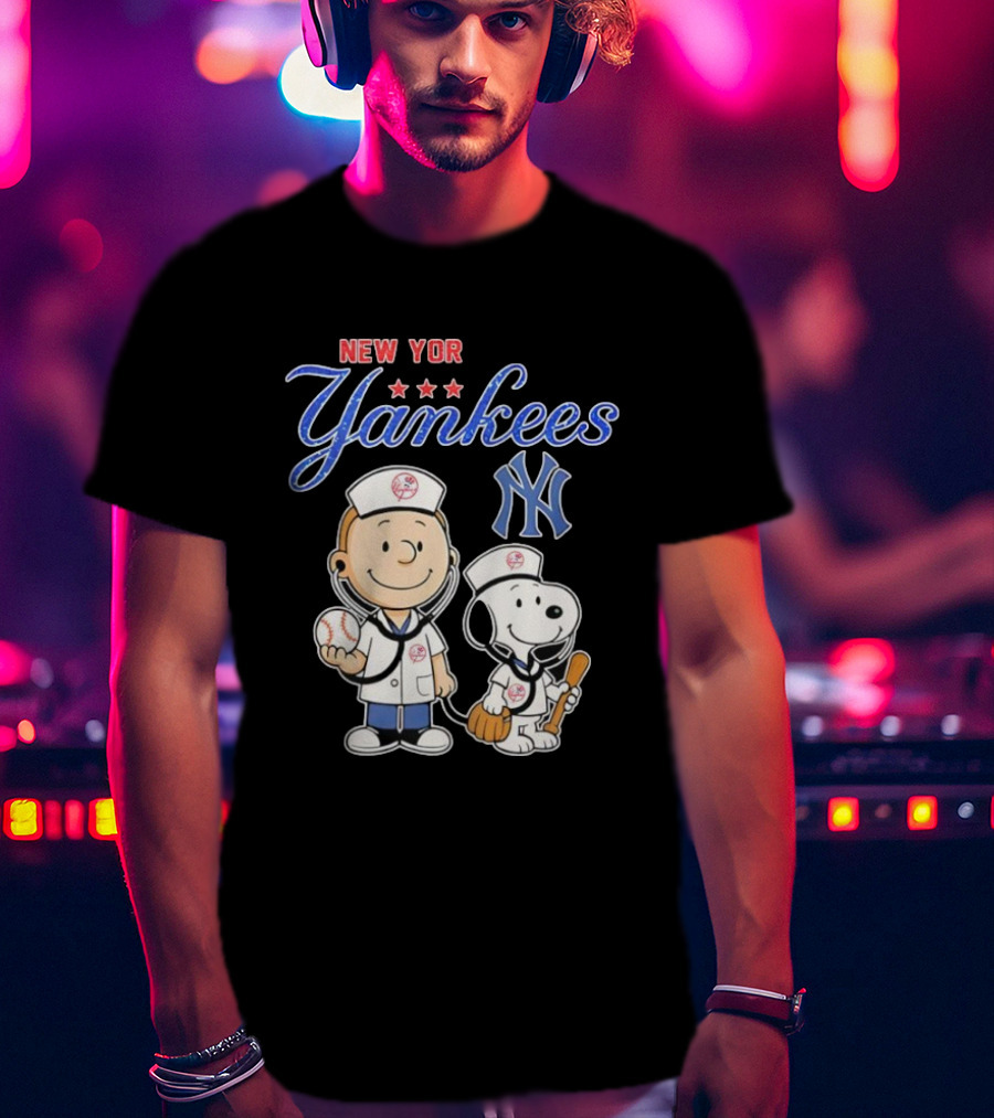 New York Yankees Charlie Brown Snoopy Nurse Peanuts T-Shirt