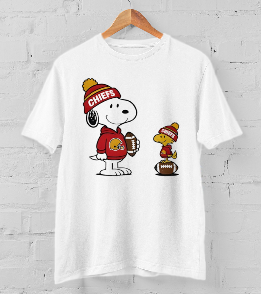 Kansas City Chiefs Snoopy Woodstock NFL Football Fan Gear T-Shirt