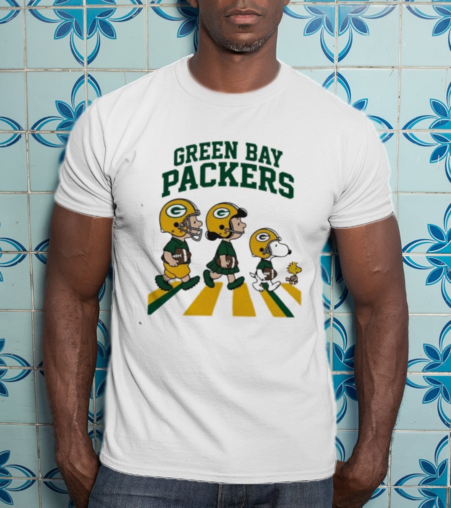 Green Bay Packers Peanuts Characters Abbey Road T-Shirt