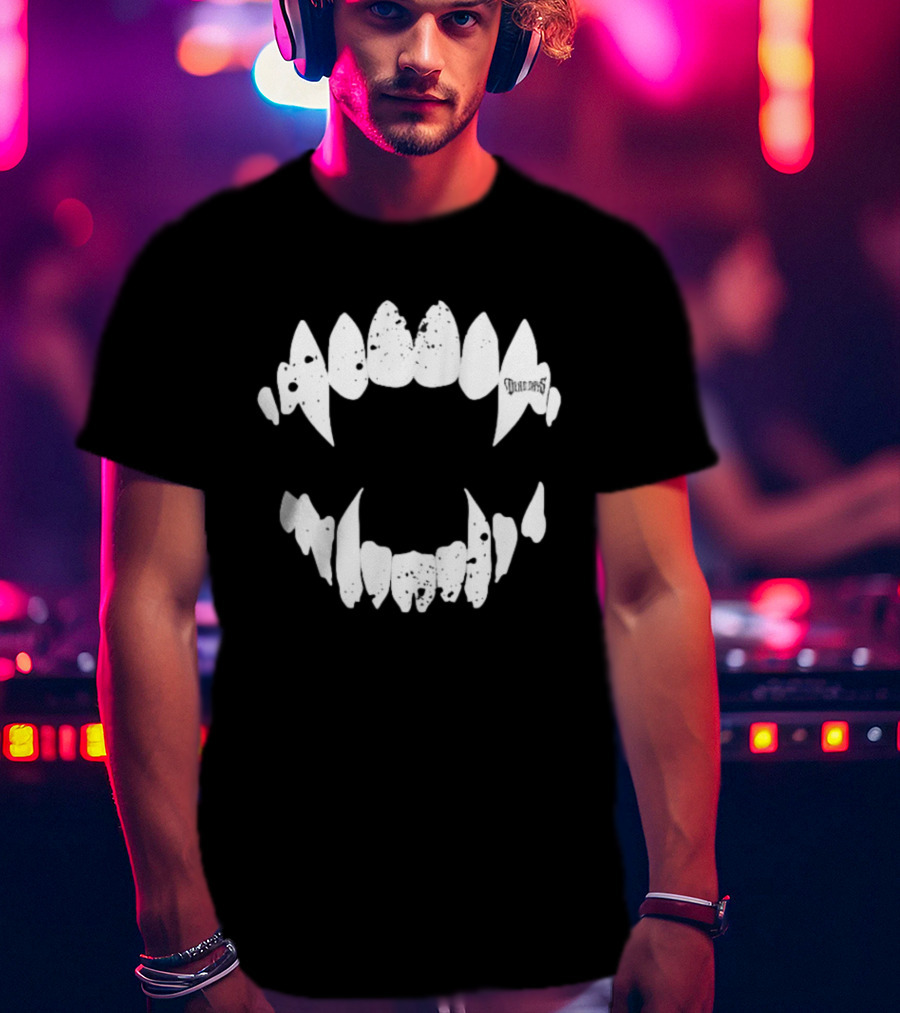 Dead Days Teeth Graphic Mouth T-Shirt