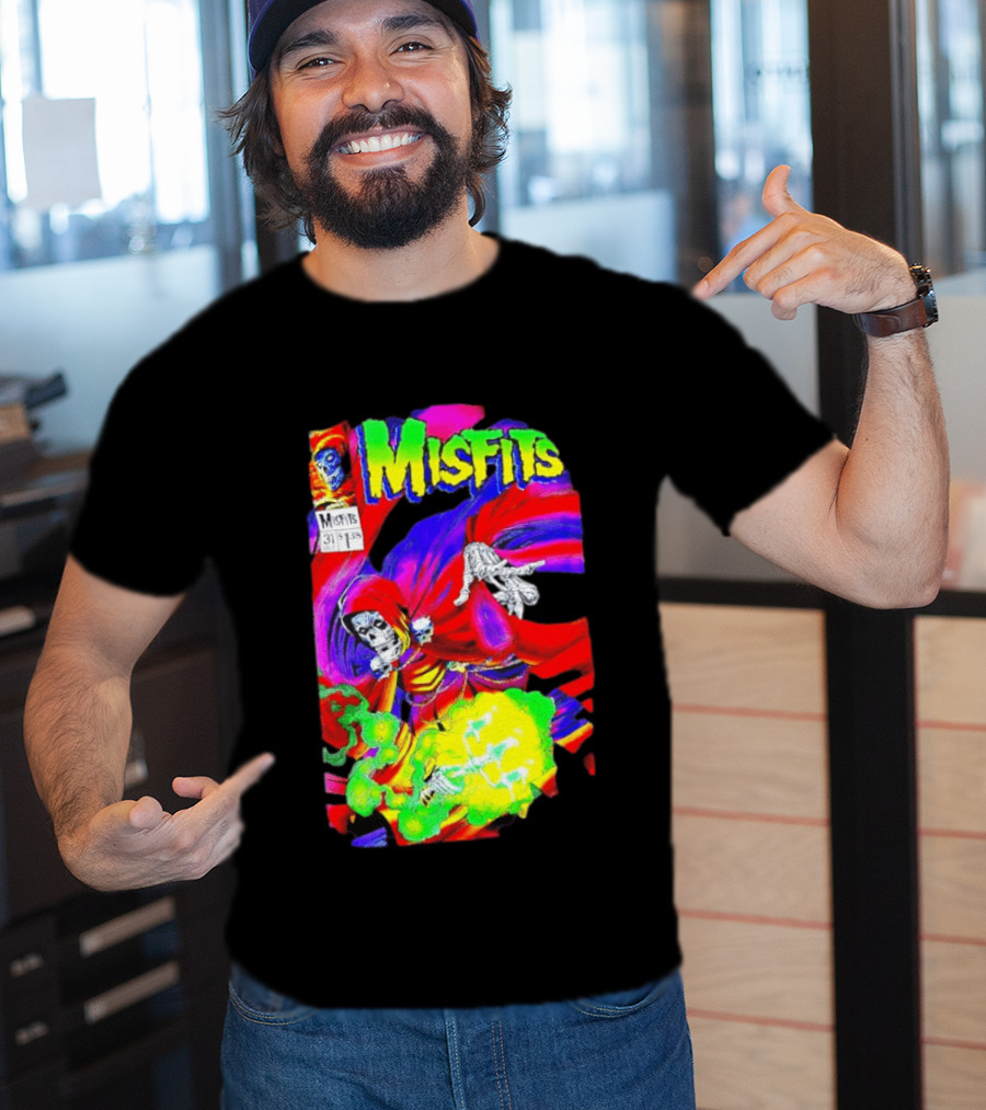 Misfits Hell Fiend Spawn 31 Fiend Skull Cloak Neon T-Shirt