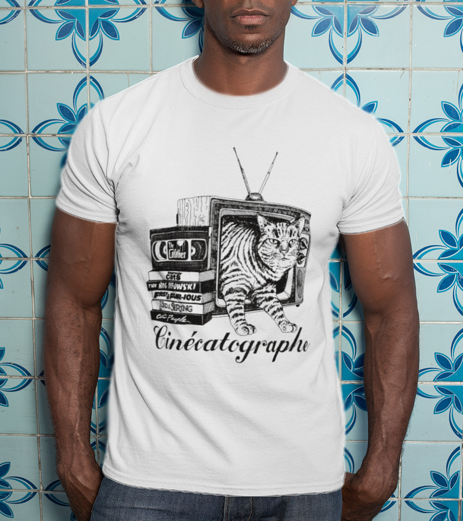 Cinécatographe Cat TV With Retro Television And Books T-Shirt