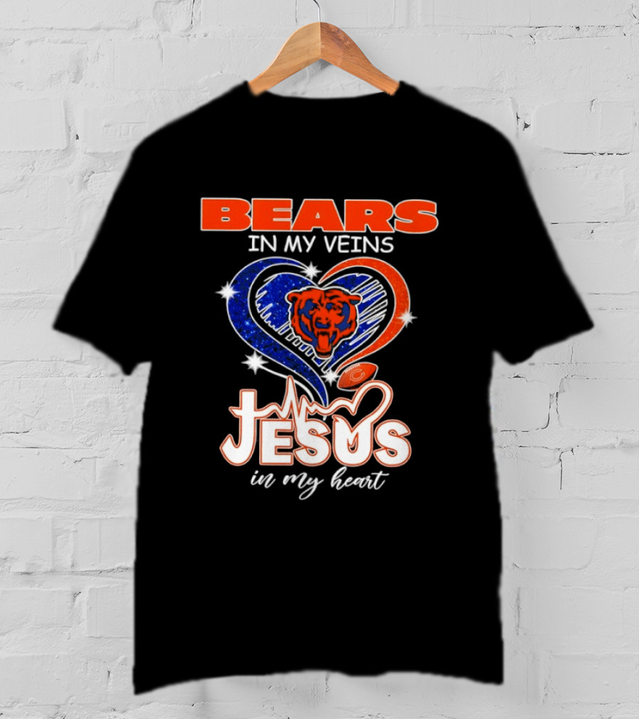 Bears In My Veins Heartbeat Jesus In My Heart T-Shirt